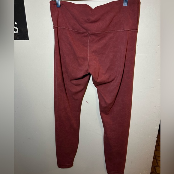 lululemon crossover leggings - Picture 2 of 3